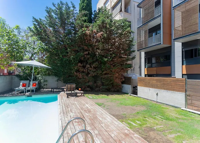 My Space Barcelona Pool Garden Apartments